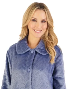 Embossed Pattern Fleece 25